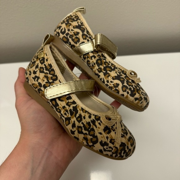NWOT Tahari Leopard Toddler Girl Ballet Flats Dress Shoes Cheetah Gold Size 7 - Picture 4 of 9